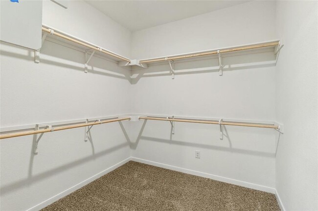 Building Photo - 475 Brooks Ranch Dr