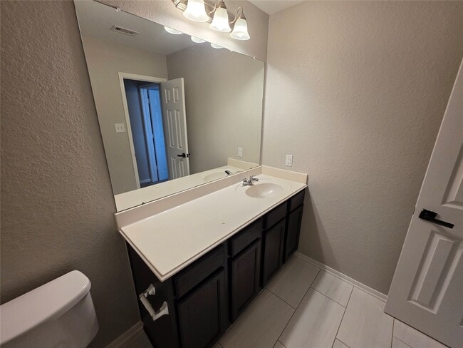 Building Photo - 4427 Garden Ridge Ct