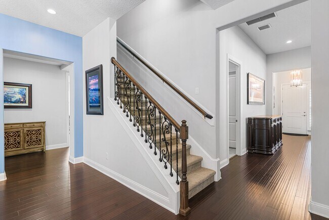 Building Photo - 217 Bonita Vista Dr