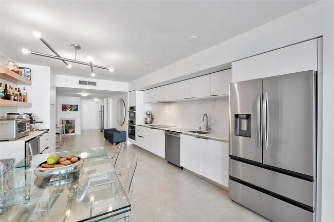 Building Photo - 6620 Indian Creek Dr