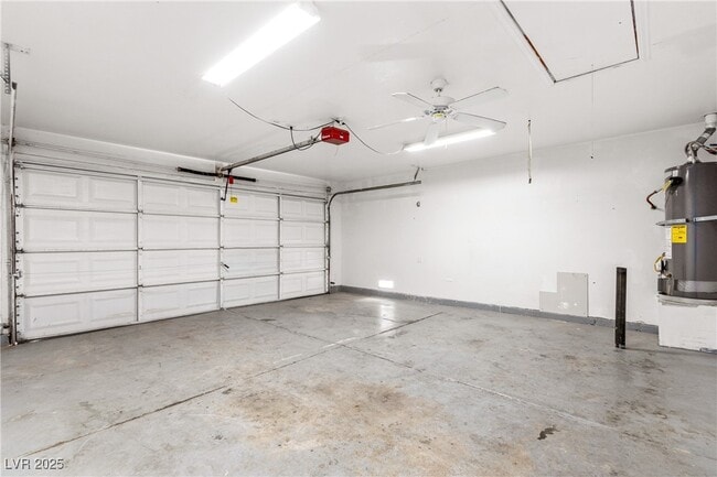 Building Photo - 917 Blue Arroyo Dr