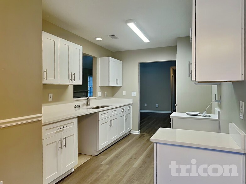 Building Photo - 1261 Appian Way