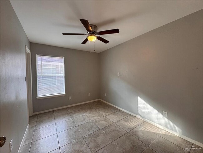 Building Photo - 28 W Sarah Evans St