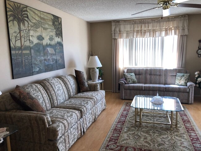 Building Photo - Come enjoy or community in the summer. Perfect home to enjoy Leisure World a 45+ Active Adult Res...