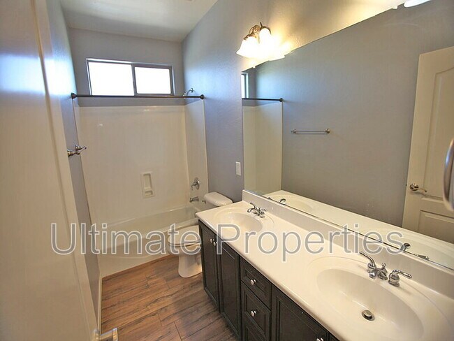 Building Photo - 14482 W La Reata Ave