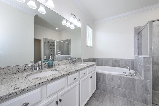 Building Photo - 15145 Spanish Point Dr