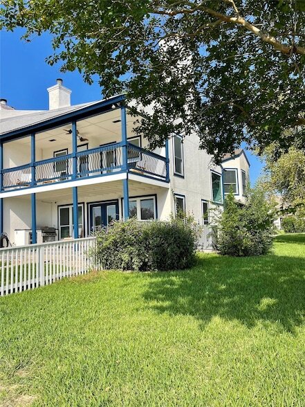 Building Photo - 221 Capetown Way