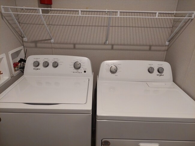 Building Photo - 126 Mulberry