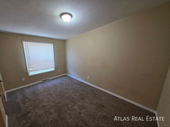 Building Photo - 2990 W C St