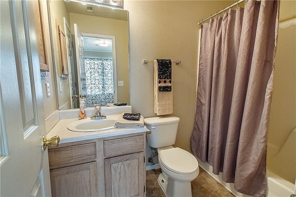 Building Photo - 3166 W Anne St