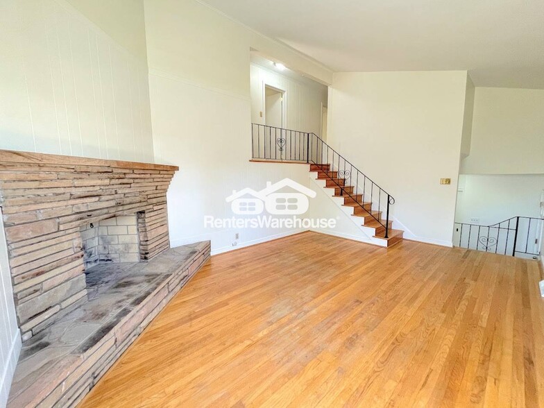 Building Photo - 354 Warrington Cir