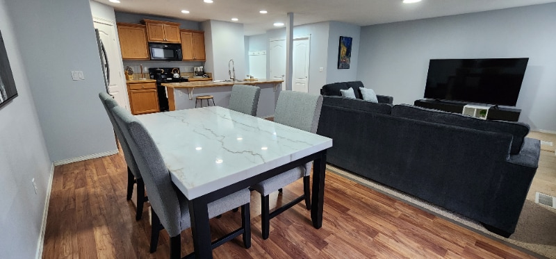 Building Photo - 1122-1122 SW Mayflower