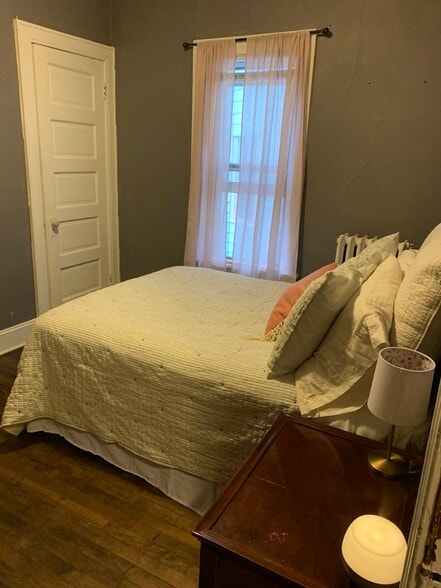 Building Photo - 2740 N Murray Ave