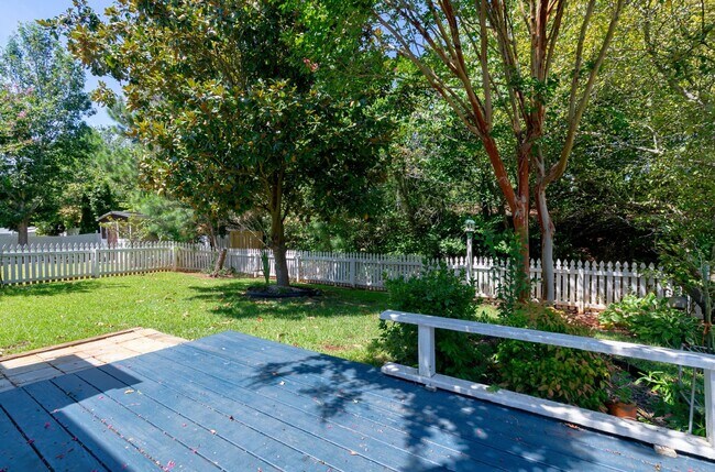 Building Photo - 412 Cline Falls Dr