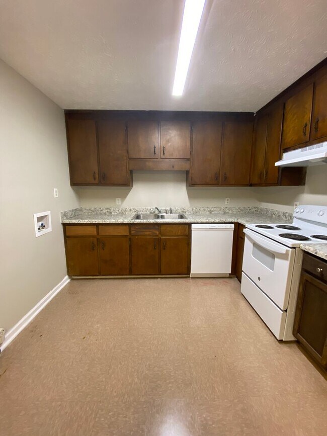 Building Photo - 111/113 Loblolly Dr