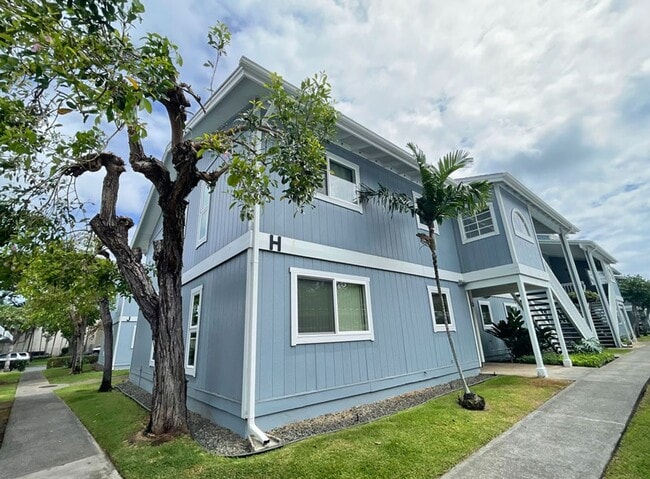 Building Photo - 355 Aoloa St