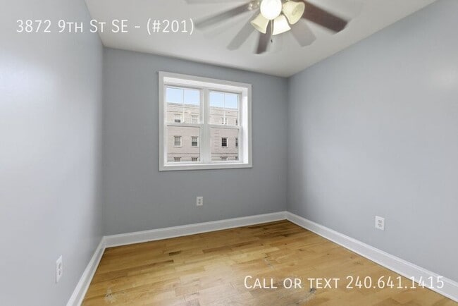 Building Photo - 3872 9th St SE