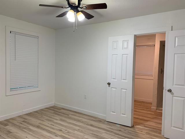 Building Photo - 1046 W Collins St