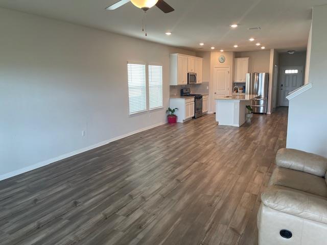Building Photo - 6410 Rounded Pebble Ln
