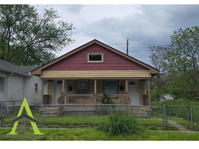 Primary Photo - 567 N Belmont Ave