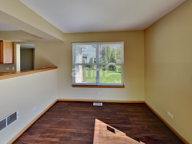 Building Photo - 1808 Brockway Pond Ct