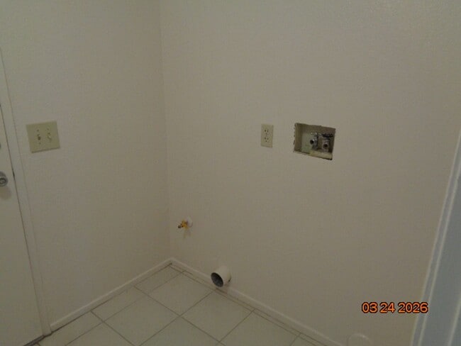 Building Photo - Rancho Vista 1 Story Offering 1428 sq. ft.