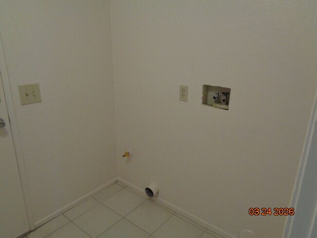 Building Photo - Rancho Vista 1 Stroy Offering 1700 sq. ft.