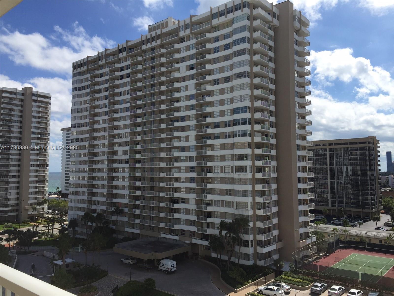 Building Photo - 1985 S Ocean Dr