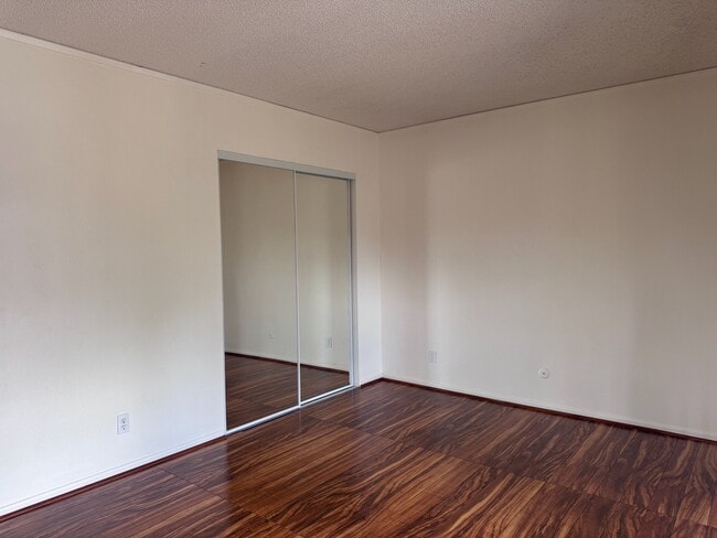 Building Photo - 3 Bedroom in Aiea - Looking over Golf Course