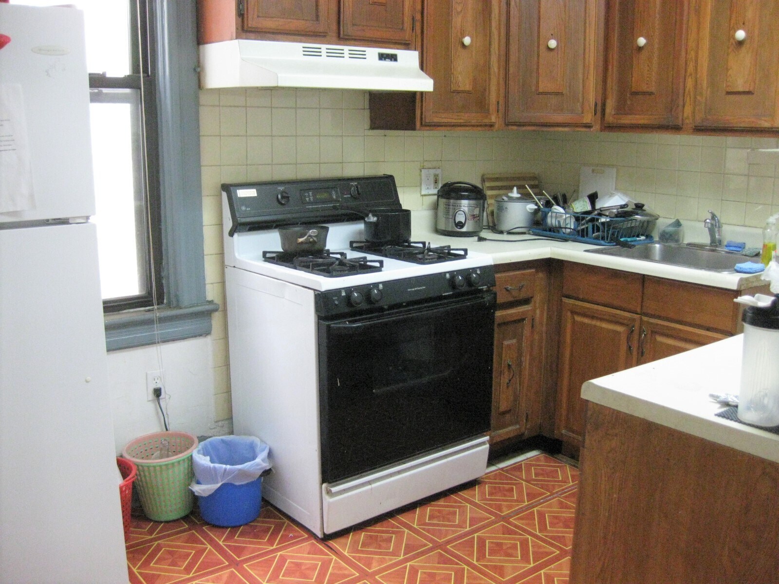 Building Photo - 812 Pavonia Ave