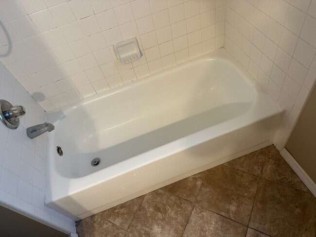 Building Photo - 1103 Belladonna Dr