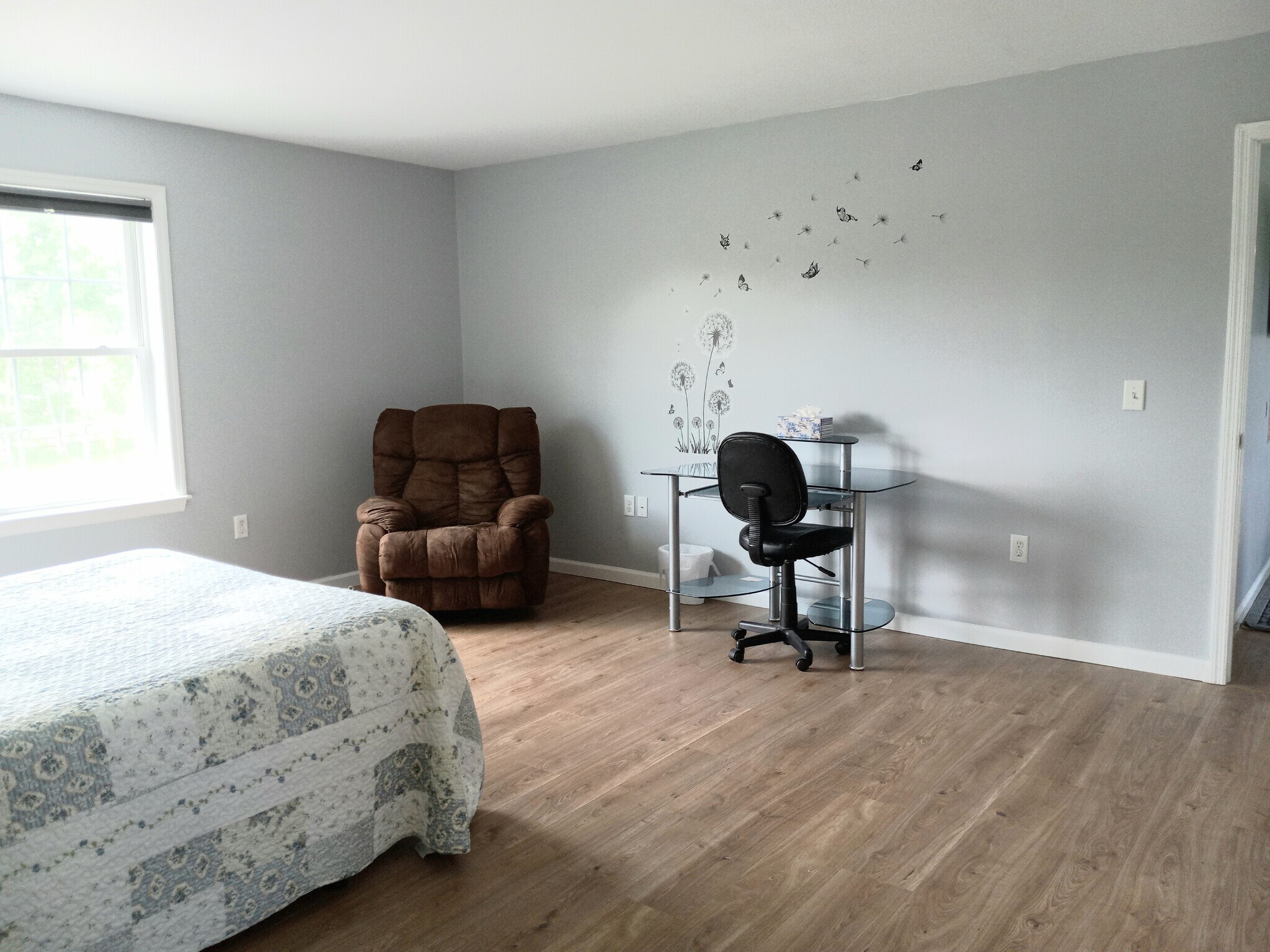 Master Bedroom - 83 Mott Rd