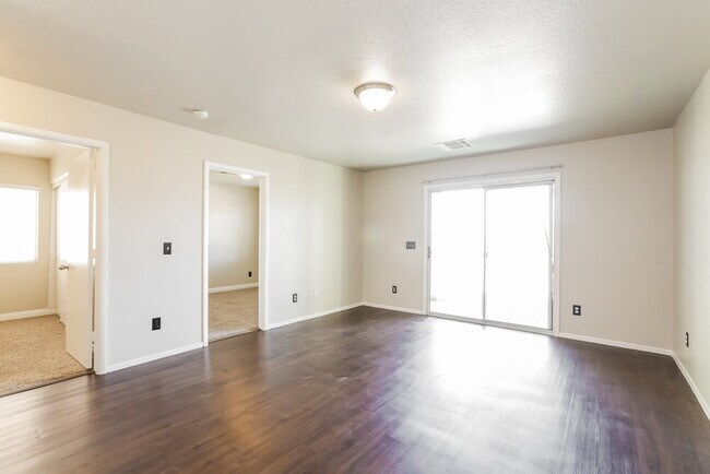 Building Photo - 9124 Black Elk Ave