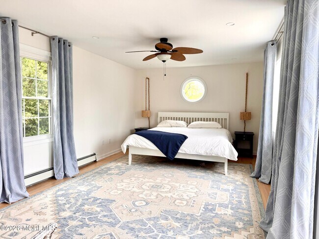 Building Photo - 561 Monmouth Ave