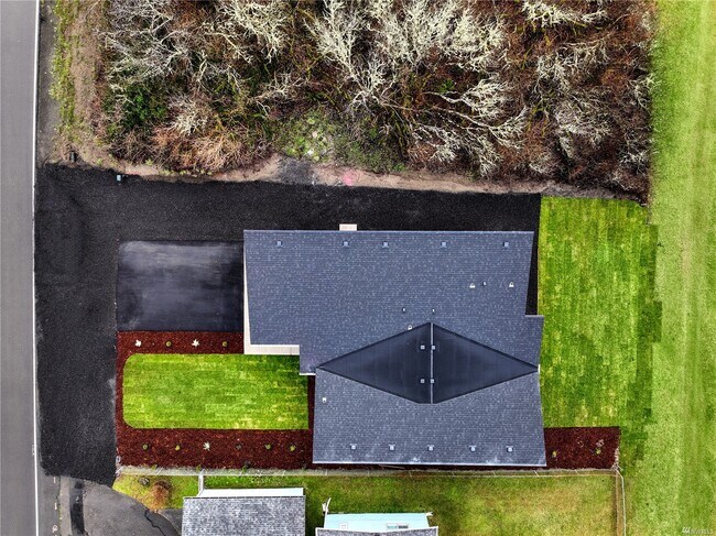 Building Photo - 514 Canal Dr NE