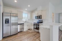 Building Photo - 4028 Charles St