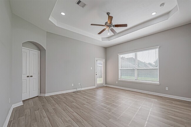 Building Photo - 30806 Academy Trace Dr