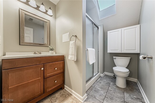 Building Photo - 751 Heath Ln