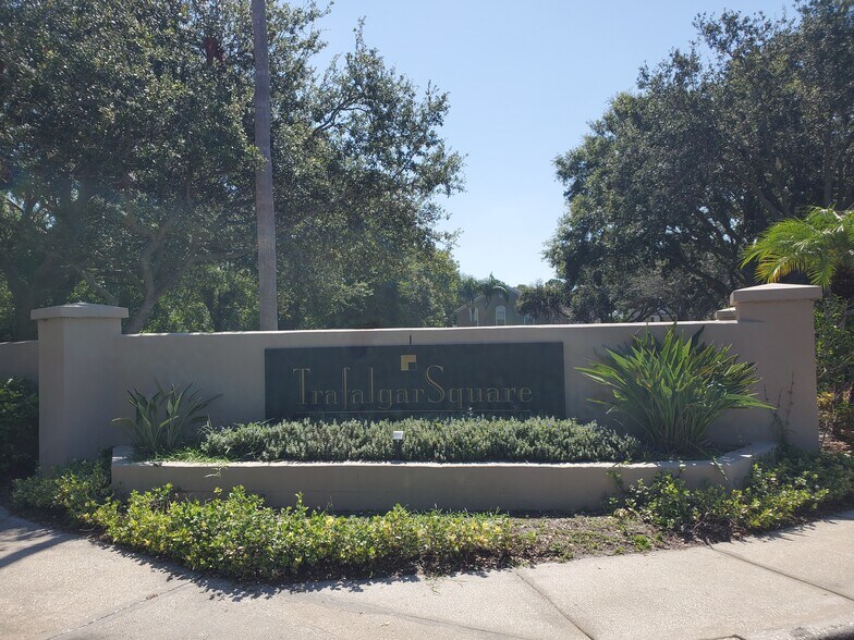 Building Photo - 4331 Deermont Cir