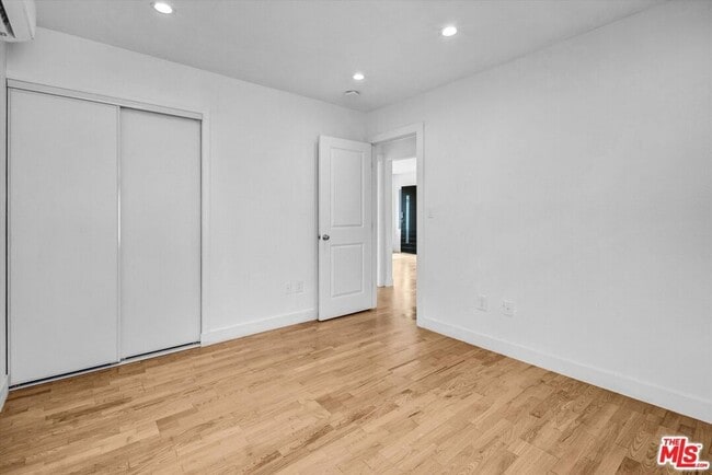 Building Photo - 21431 Moneta Ave