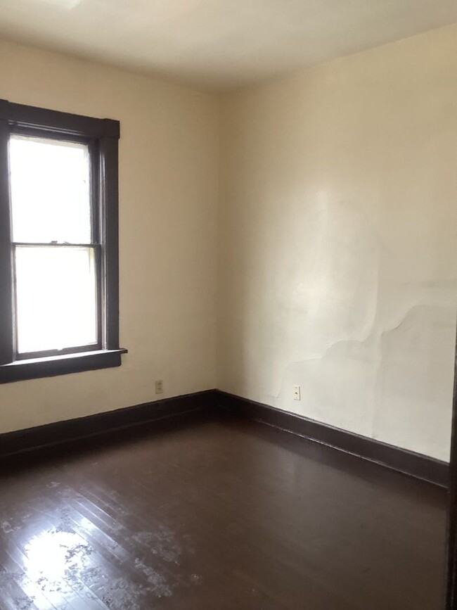 Building Photo - 508-510 N 29th St.