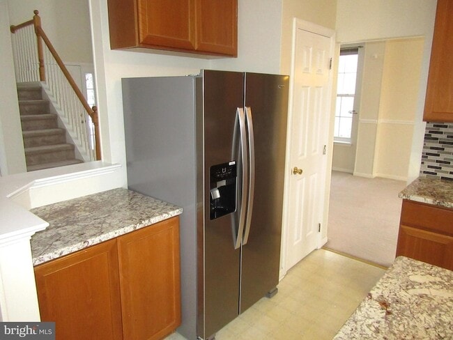 Building Photo - 136 Clear Creek Dr