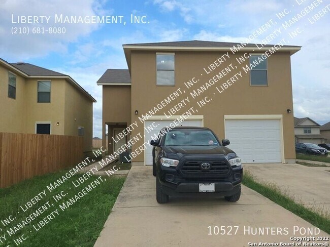 Building Photo - 10527 Hunters Pond