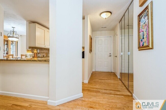 Building Photo - 67 Carriage Pl
