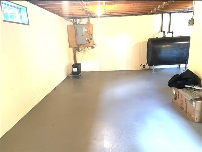 Building Photo - 81 Jolicoeur Ave