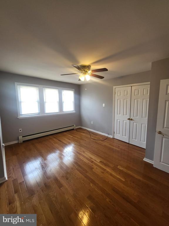 Building Photo - 1120 Roosevelt Dr