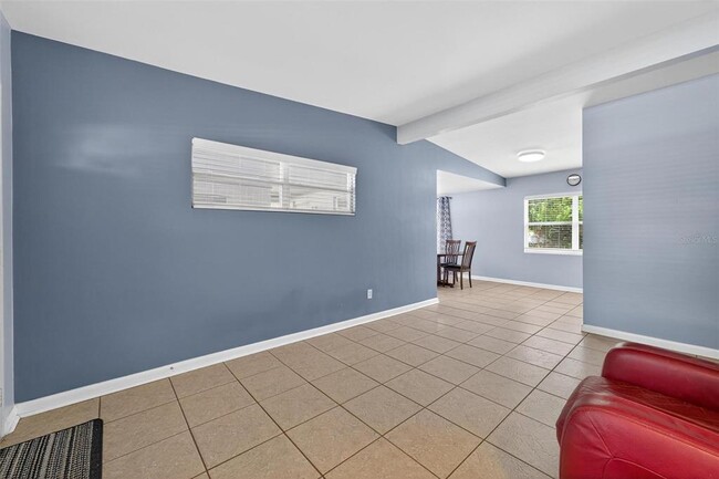 Building Photo - 3015 Tampico Dr