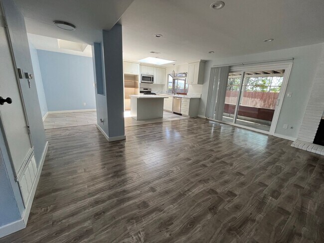 Building Photo - Single Family Home, 2 car attached garage!...