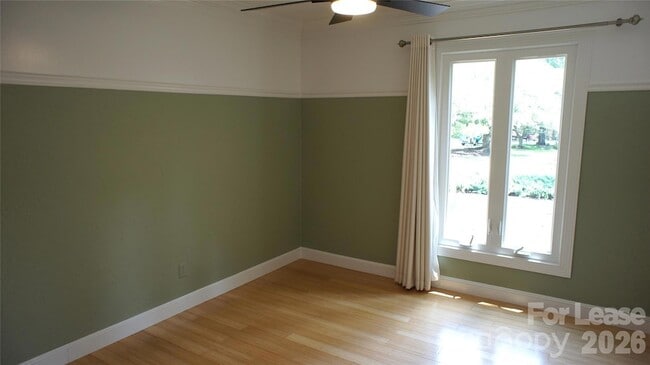 Building Photo - 4400 Woods End Ln