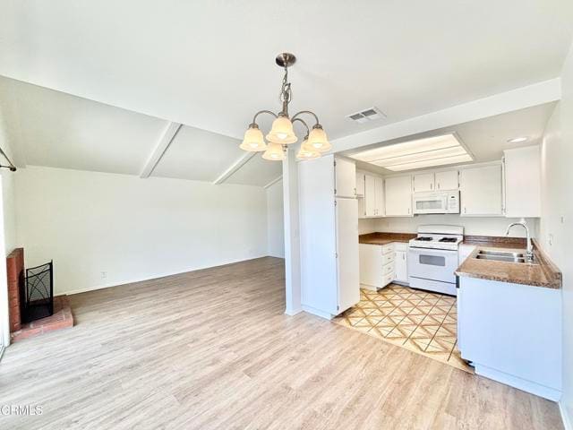 Building Photo - 4911 Catamaran St